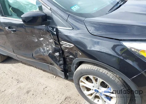 2019 Ford Escape Se z USA, uszkodzony, nr VIN 1FMCU9GDXKUA08791